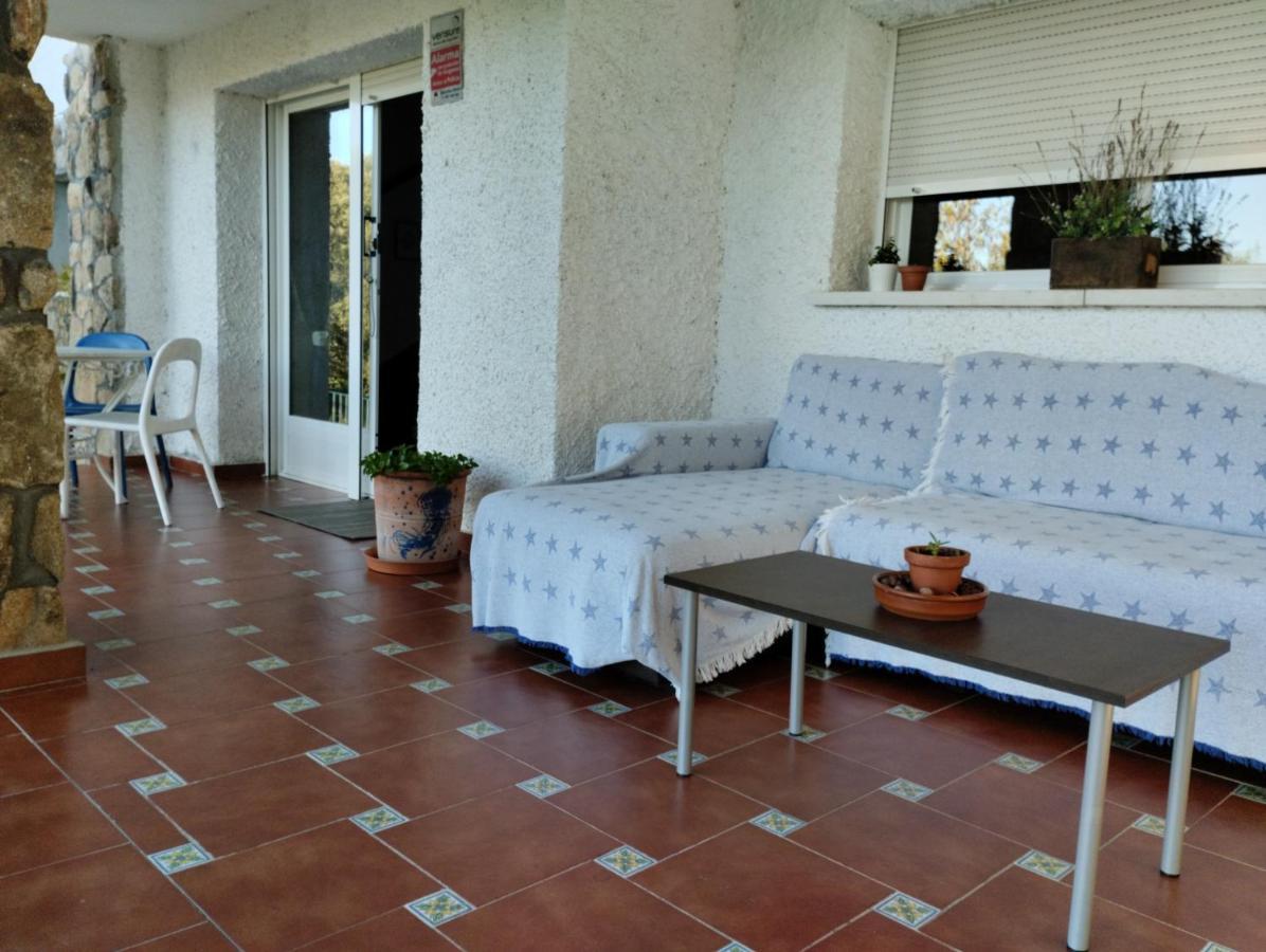 Entre Pinos Y Medusas Pedrezuela Exterior foto